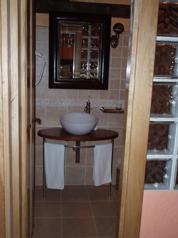 Gasthaus La Sinagoga Penaranda de Duero Zimmer foto